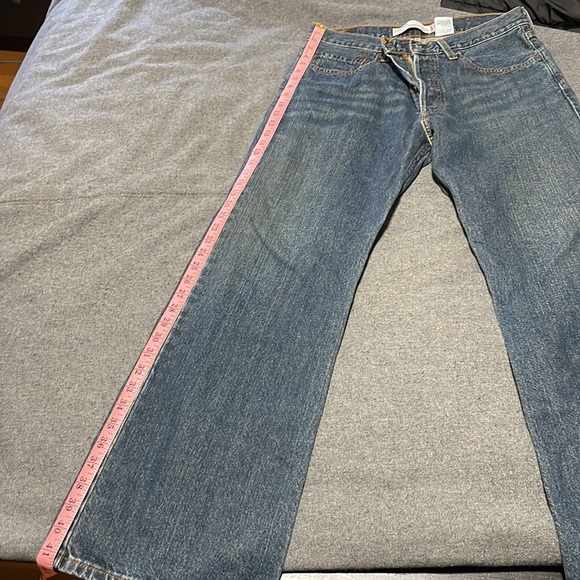 Levi jeans 32x32 - Picture 7 of 10